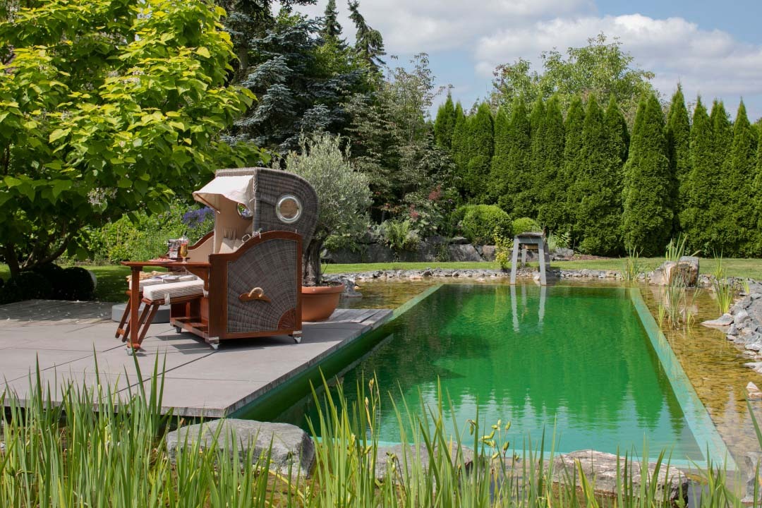 01509_00765_bl00646_baltikum_mahagoni_bullauge_pe_grey_dessin_510_bistrotisch_champagnerkuehler-1-2molro1bb1rnfs