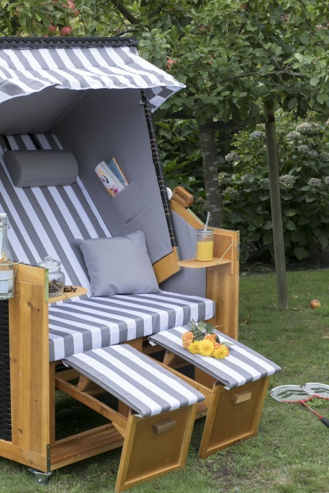 02400_strandkorb_ostsee_schwarz_grau_weiss_miliieu-1