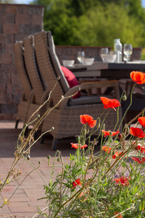 40586_40571_Montana_Ausziehtisch_200-260x100cm_Montana_Relaxsessel_spotted-brown_Teakarm_5