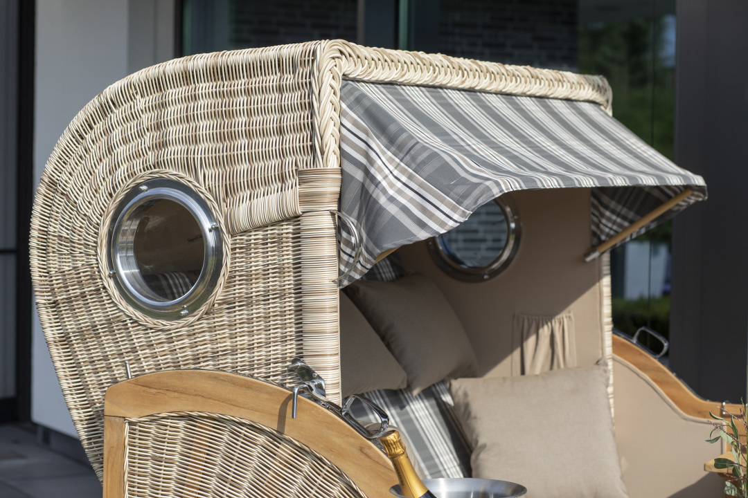 01813_strandkorb_norderney_xxl_teak_bullauge_shell_522_milieu-22