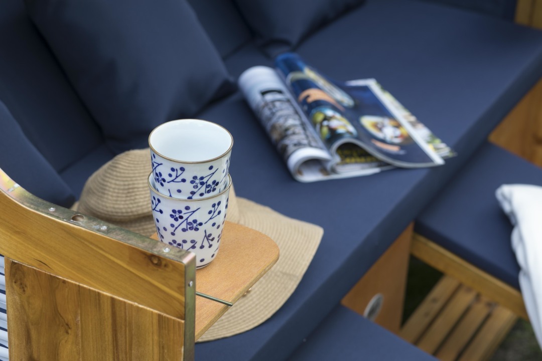 00640_strandkorb_ostsee_dreisitzer_weiss_uni_blau_milieu-7