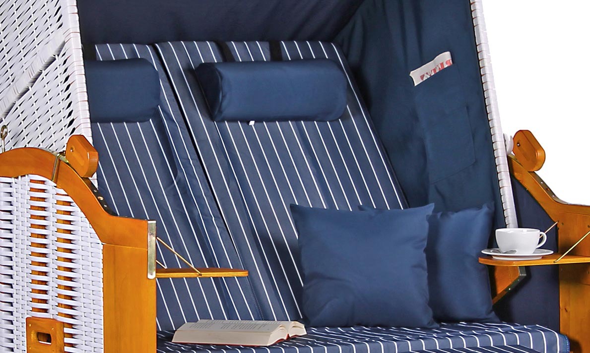 strandkorb_baltic_weiss_royal_blau_sc00448_2