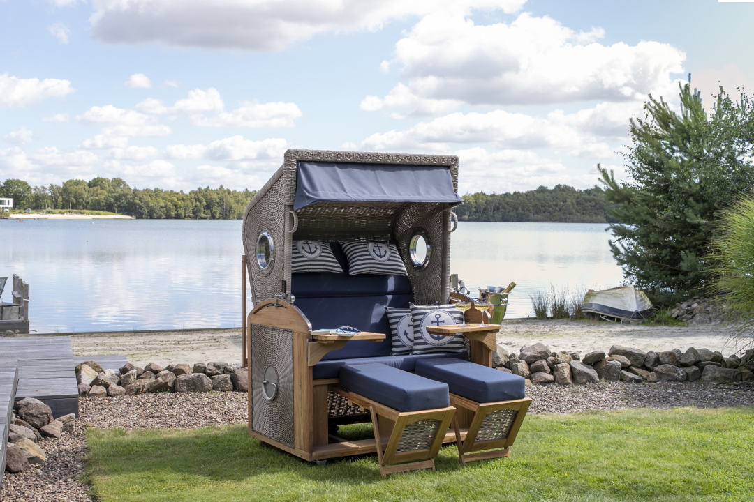 6440008T_30080_Sailor_XL_PE_white_kubu_Des_198_Champagnerkuehler_fuer_Strandkoerbe